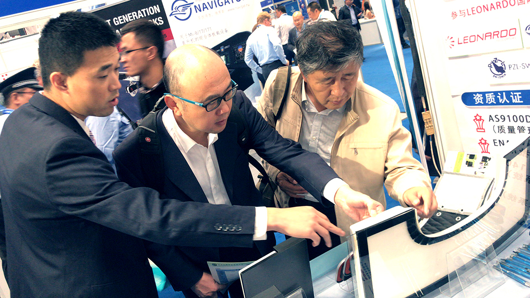 天津直博會—大連義邦攜意大利Giannuzzi輕量化內飾新材料參展并出席技術交流論壇