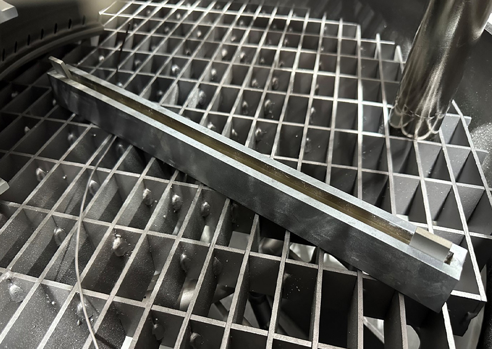 UNIQE高溫防護解決方案:提升航空發動機遮蔽涂層效率與質量